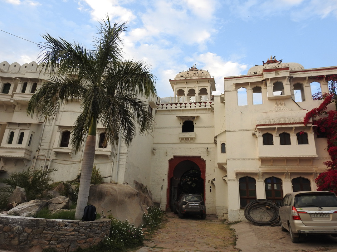 Darbargadh Poshina主图