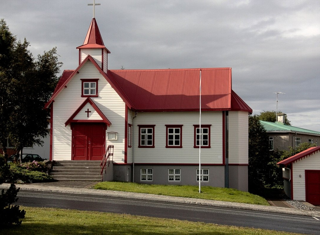 St Peter's Catholic Church-阿克雷里必去景点