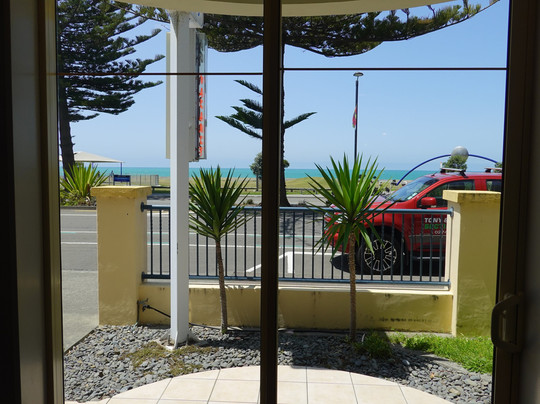 海岸线汽车旅馆主图