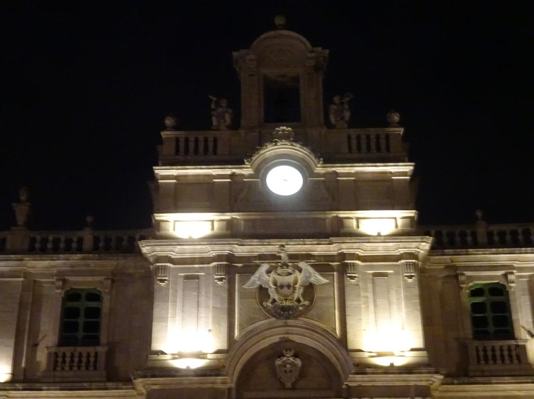Palazzo Centrale-卡塔尼亚必去景点