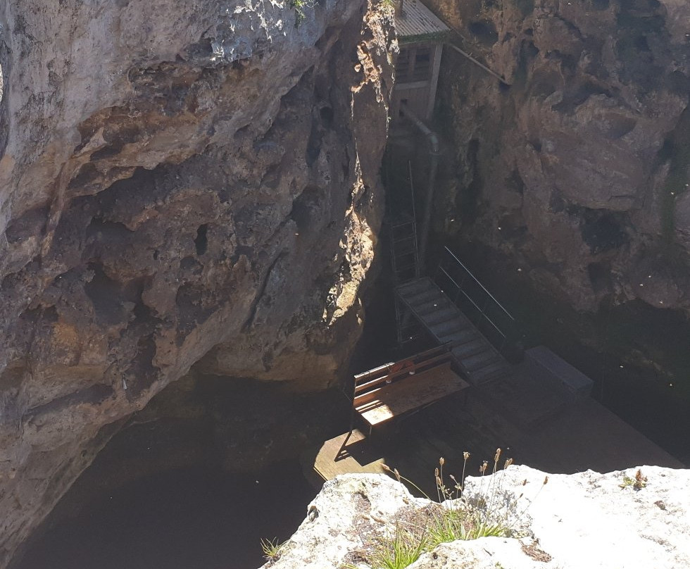 Kilsby Sinkhole & Accommodation-Moorak必去景点