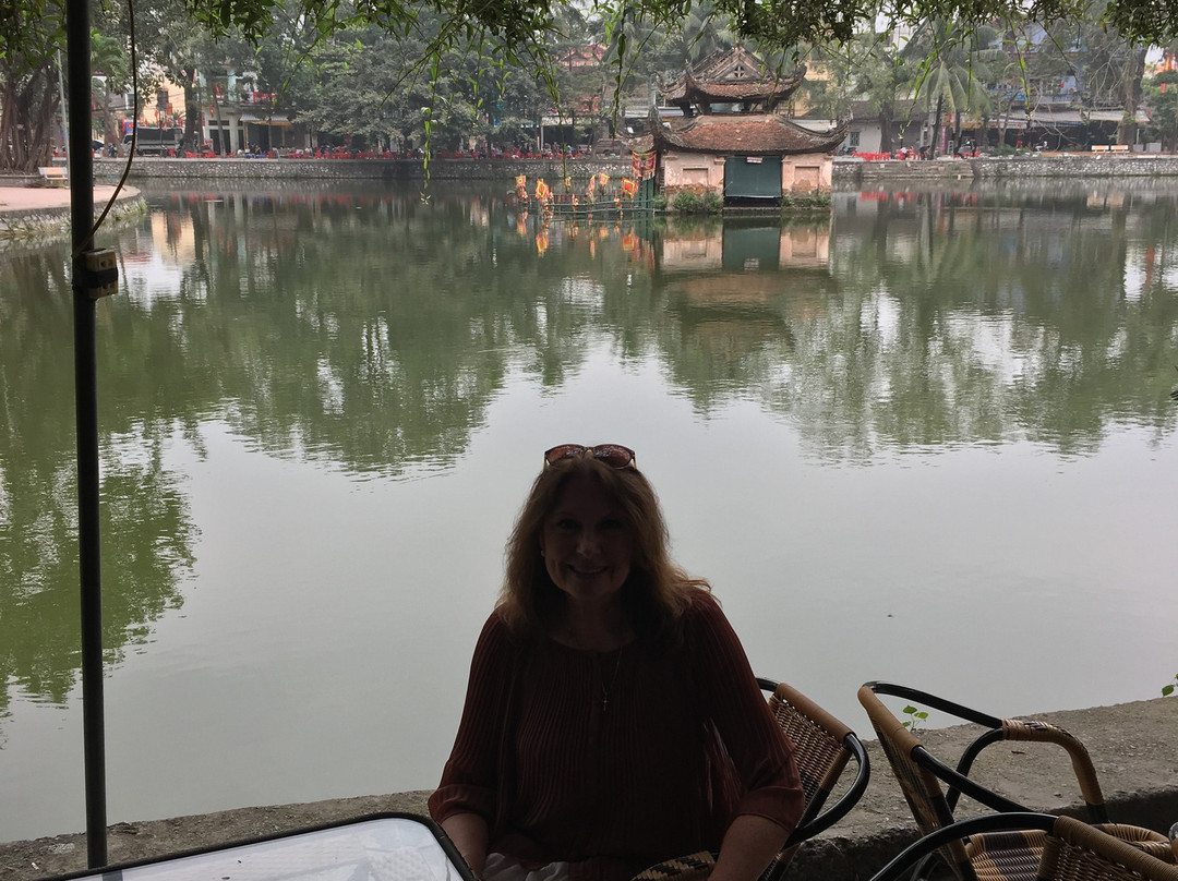 Thay Temple-河内必去景点