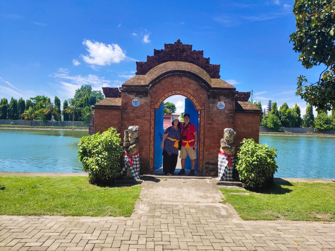 Lombok Leisure Travel-马塔兰必去景点