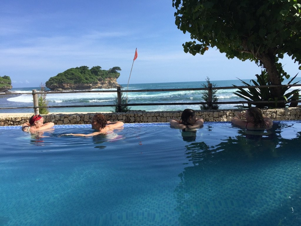 IstanaOmbak Eco Resort主图