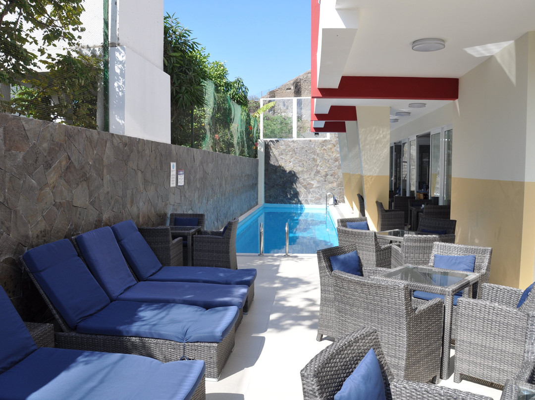 Blue Marlin Hotel主图