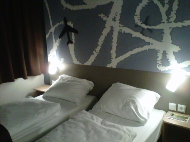 法兰克福哈恩机场B&B酒店-官方