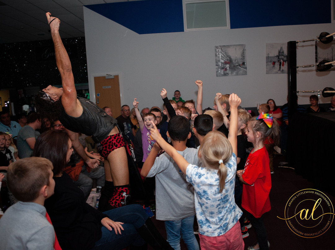 Wrestling In Hinckley景点图片