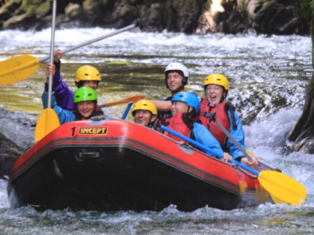 Wet 'n' Wild Rafting Company-哈姆拉娜必去景点