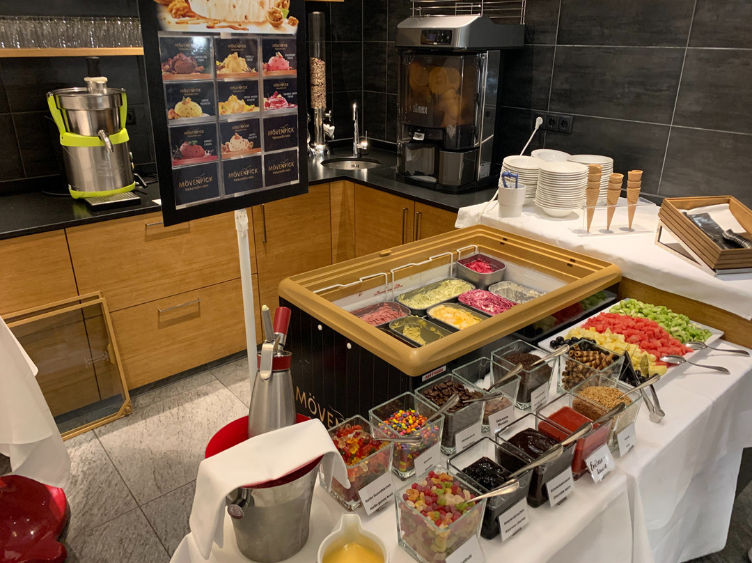 Hotel Schöne Aussicht主图