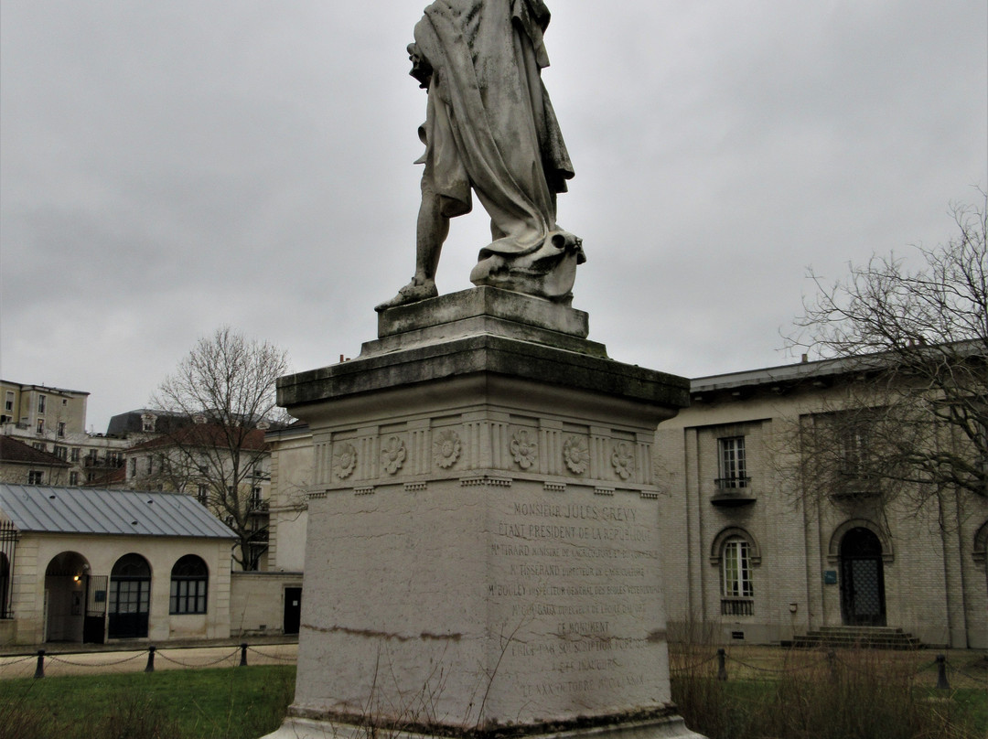 Statue de Claude Bourgelat景点图片
