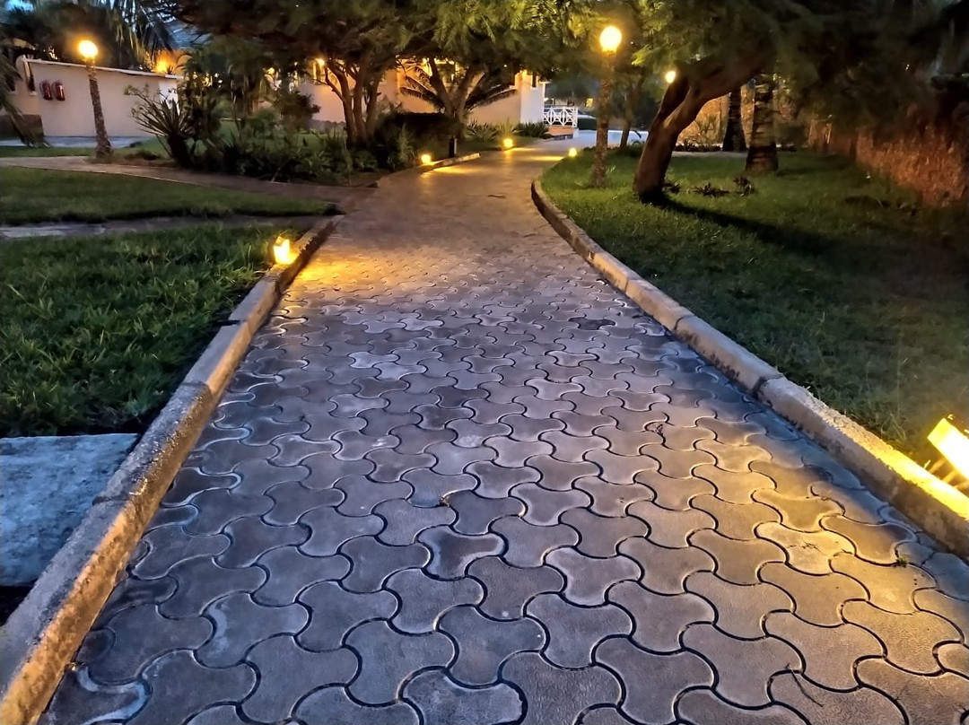 Ocean Beach Resort & Spa主图