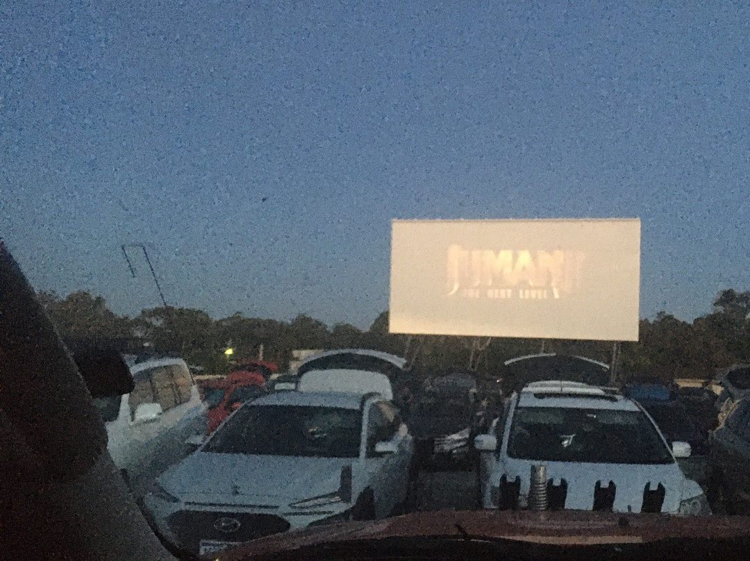 Galaxy Drive in Theatre-Woodvale必去景点