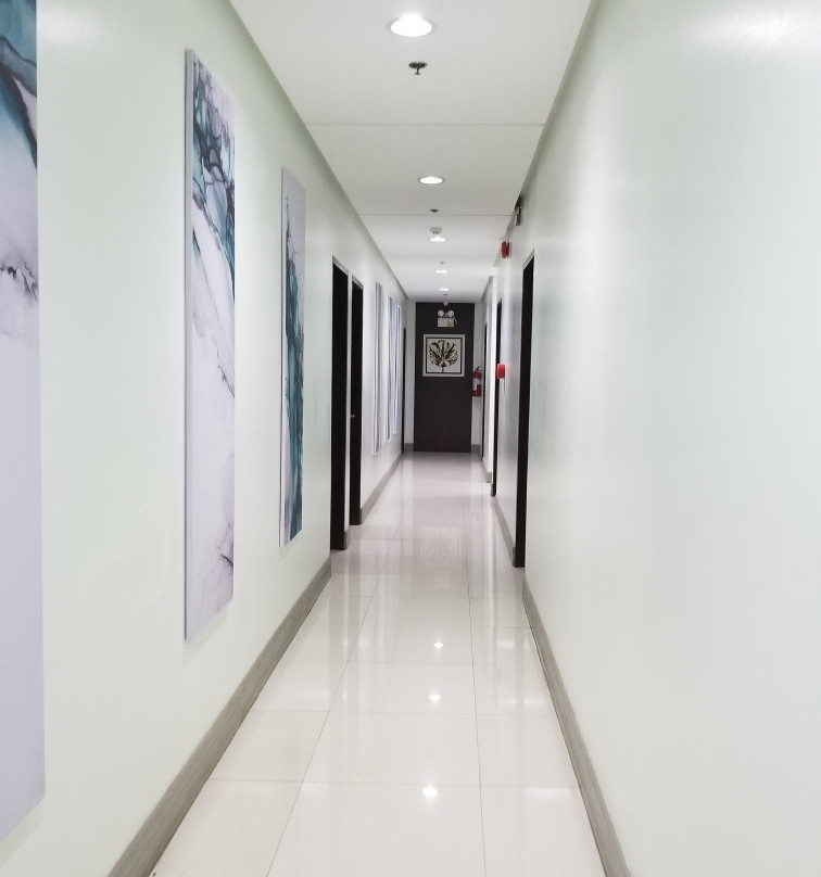 假日套房商业区-原帝国套房酒店主图