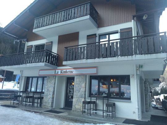 肯克恩酒店主图