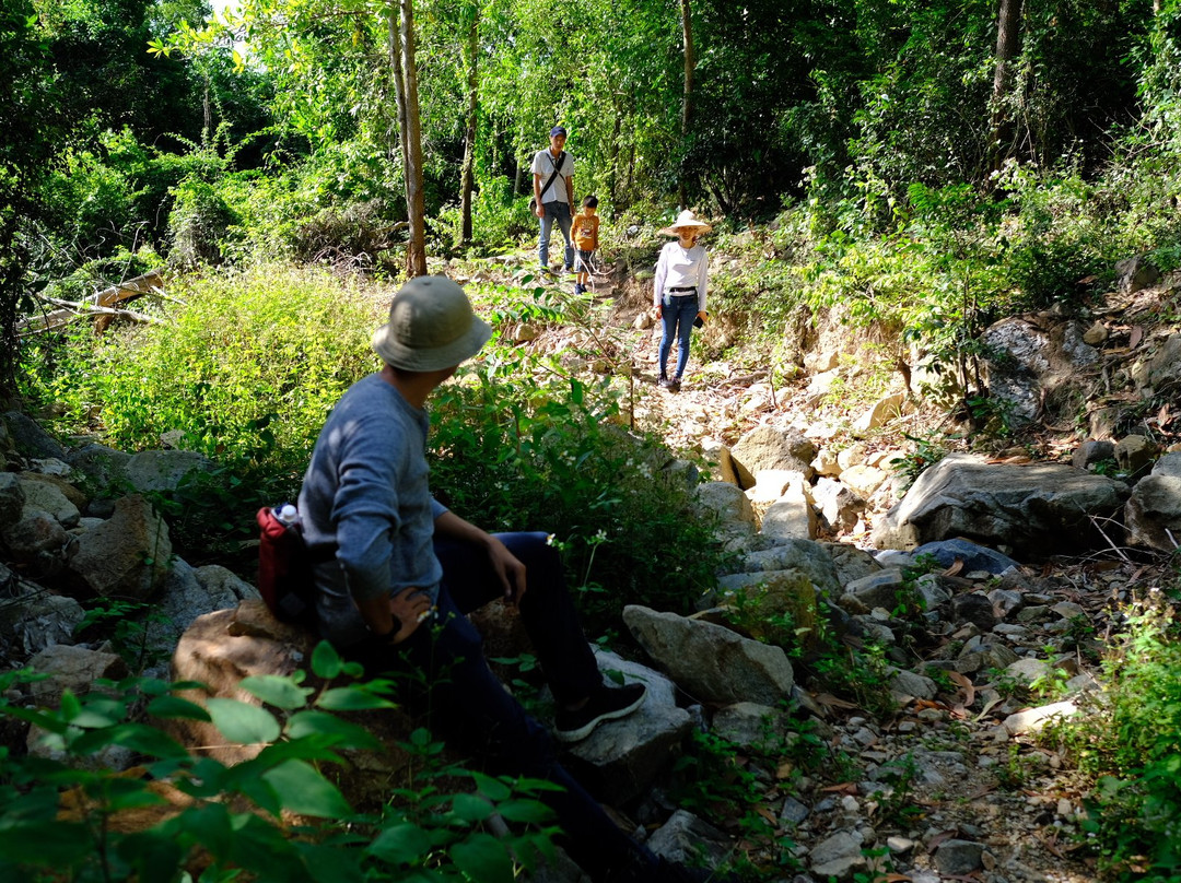 Golden Bay Hotel主图