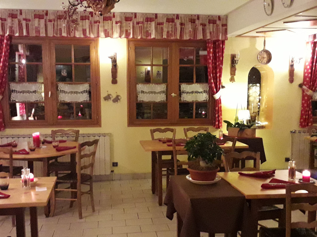 庞瑟拉蒙客栈主图