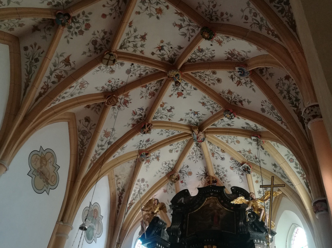 Saint Peter's Church-Radovljica必去景点