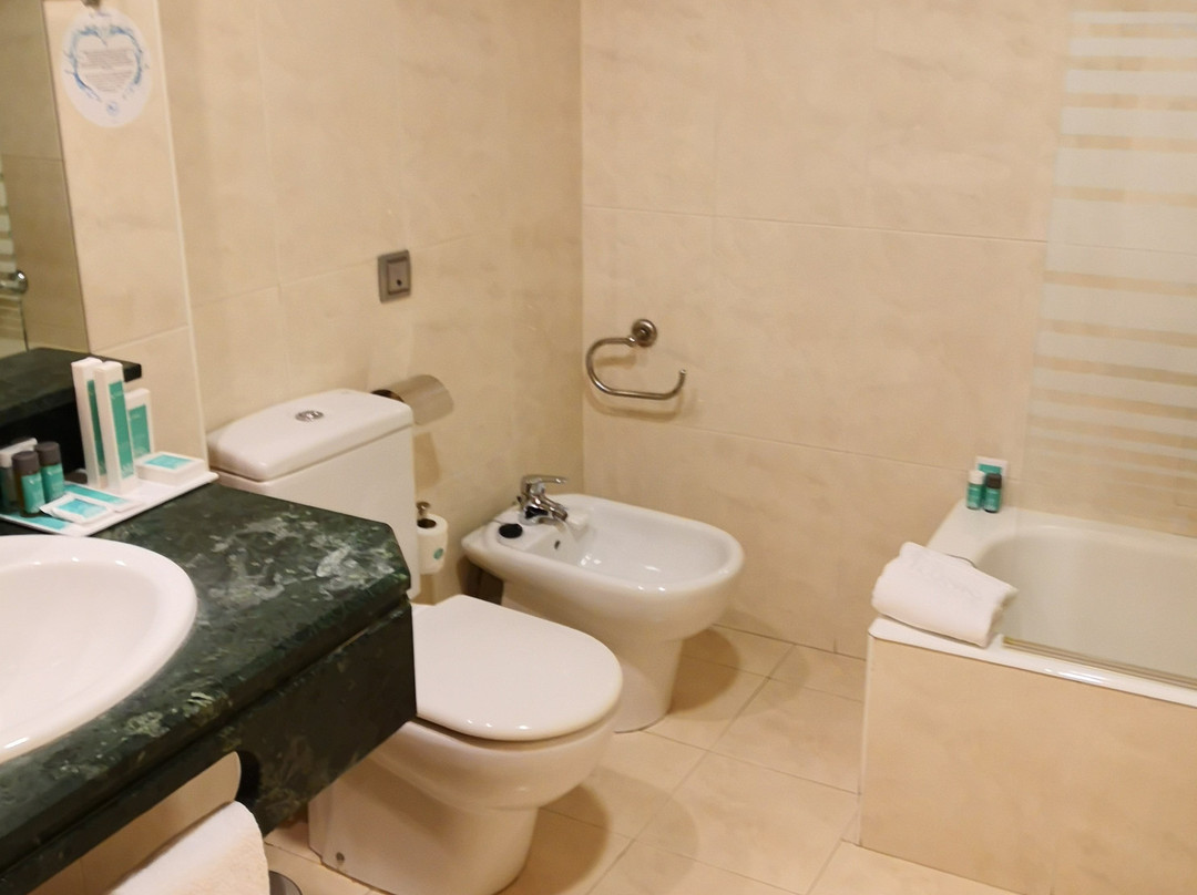 阿巴公园酒店主图