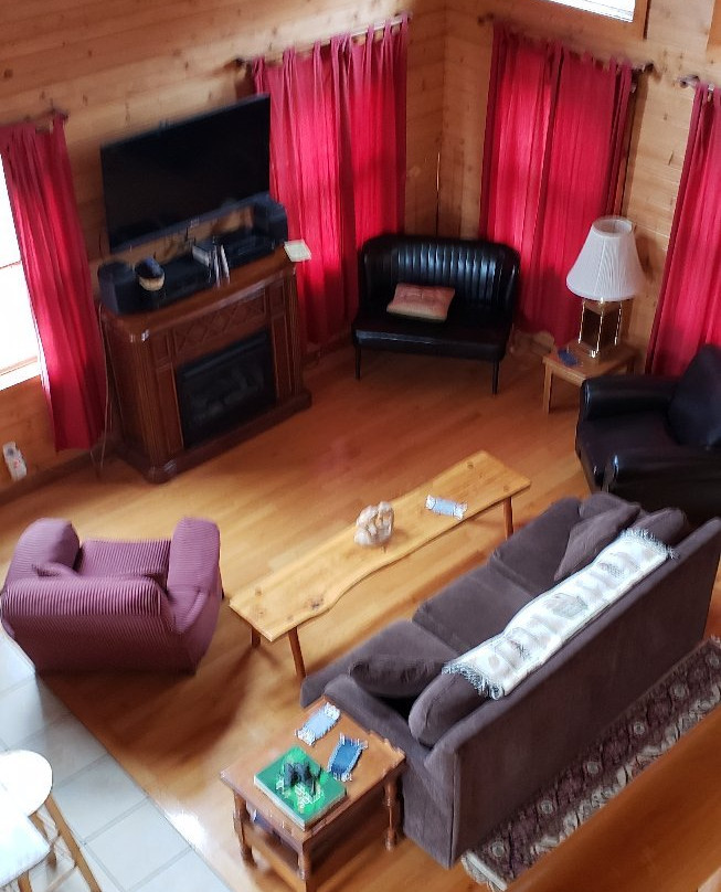 Tom Cat Hill Cabins
