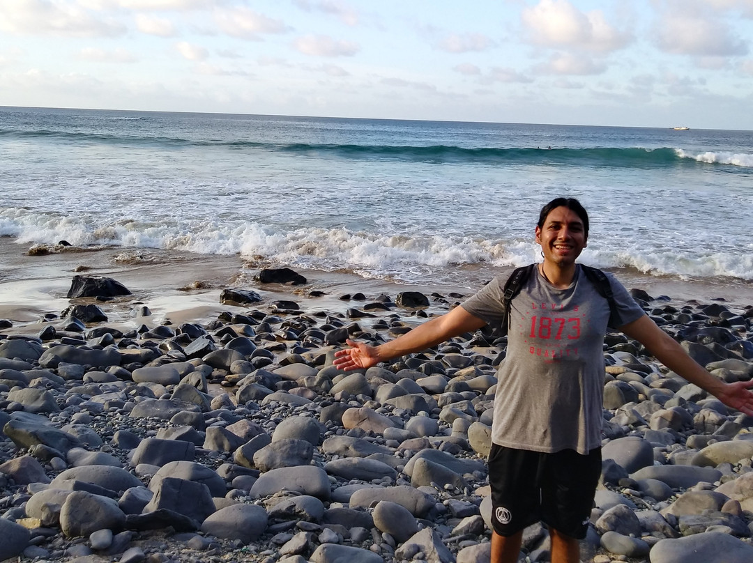 Meio Beach-费尔南多-迪诺罗尼亚群岛必去景点