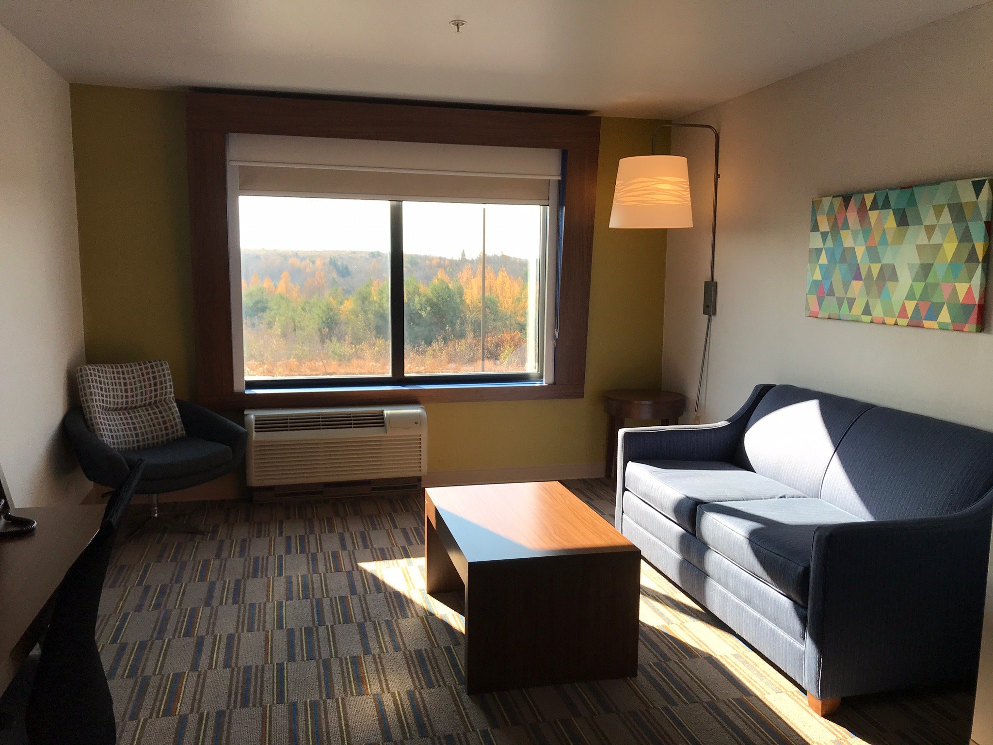 Holiday Inn Express & Suites Clarion By IHG-官方
