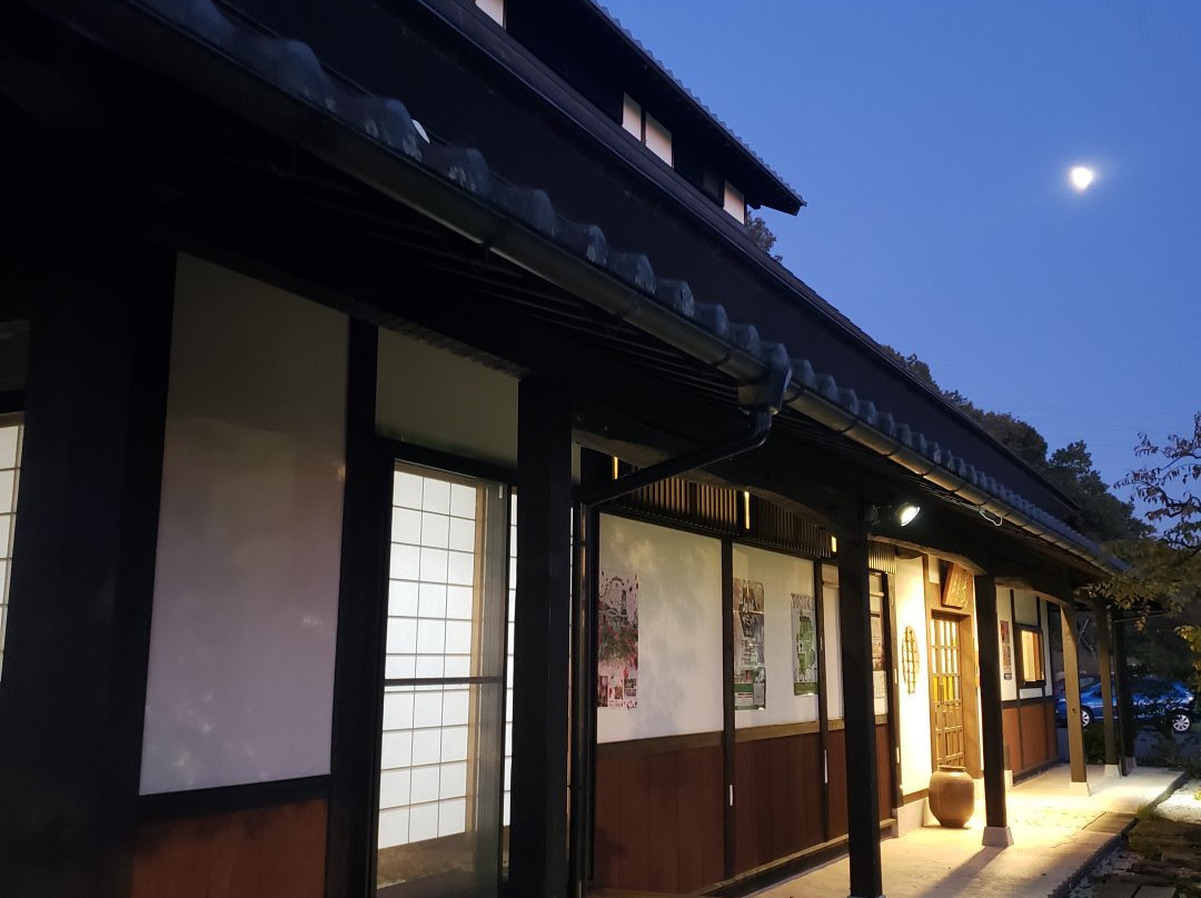 Gallery Manyo-可儿市必去景点