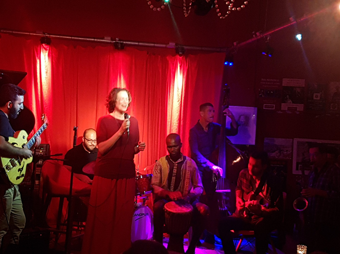 Sarah's Jazz Club-尼科西亚必去景点