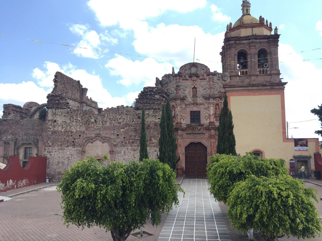 Pinos旅游景点-Parroquia de San Matias