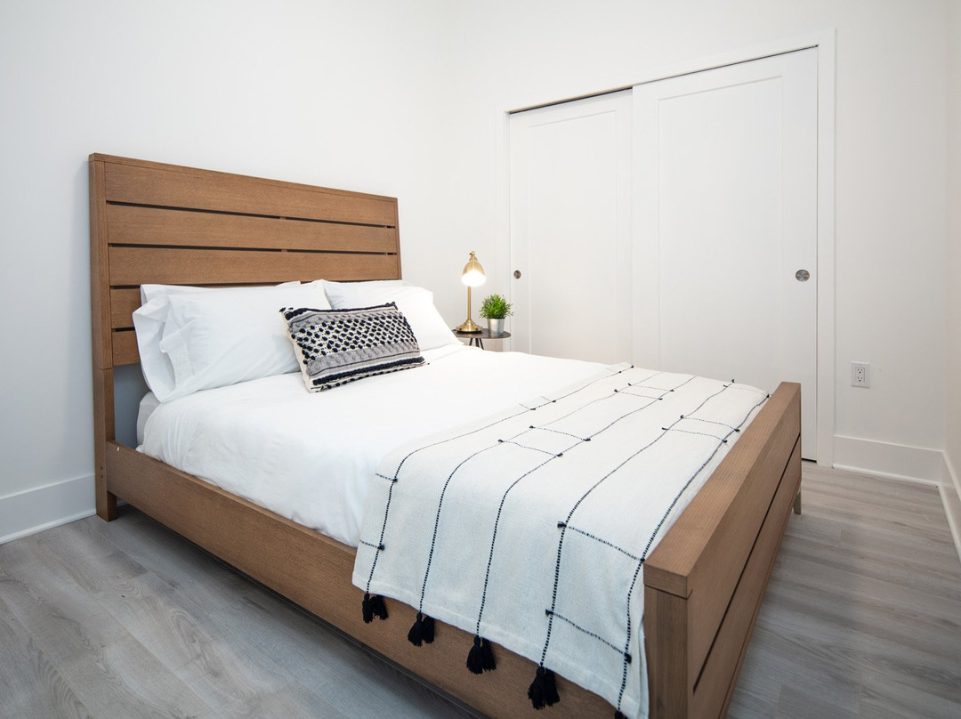 Rise & Bolden, a Placemakr Experience