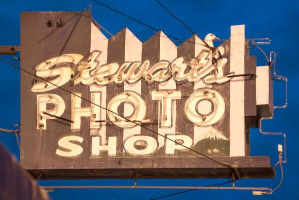 Stewart's Photo Shop景点图片