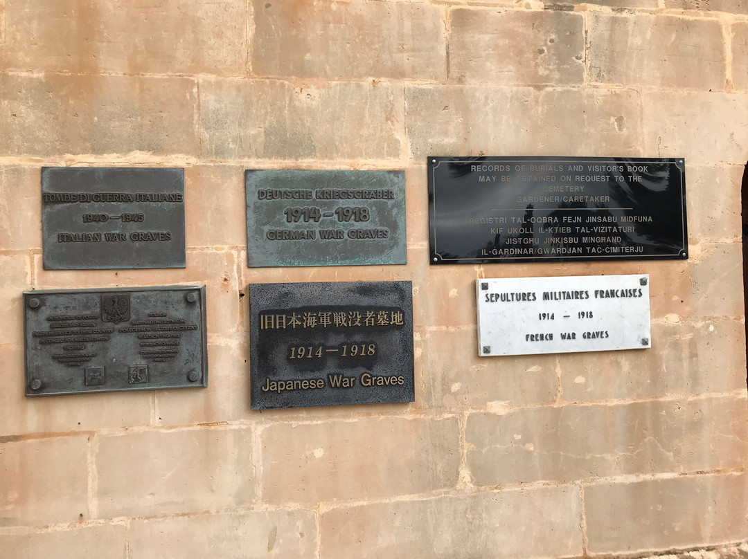 Kalkara Naval Cemetery-Xghajra必去景点