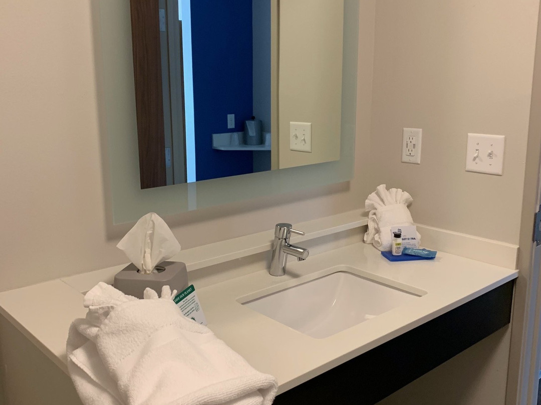 Holiday Inn Express & Suites La Grange - Louisville Area Ne By IHG主图