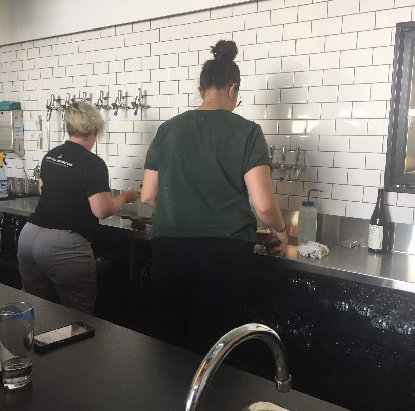 Dageraad Brewing-本那比必去景点