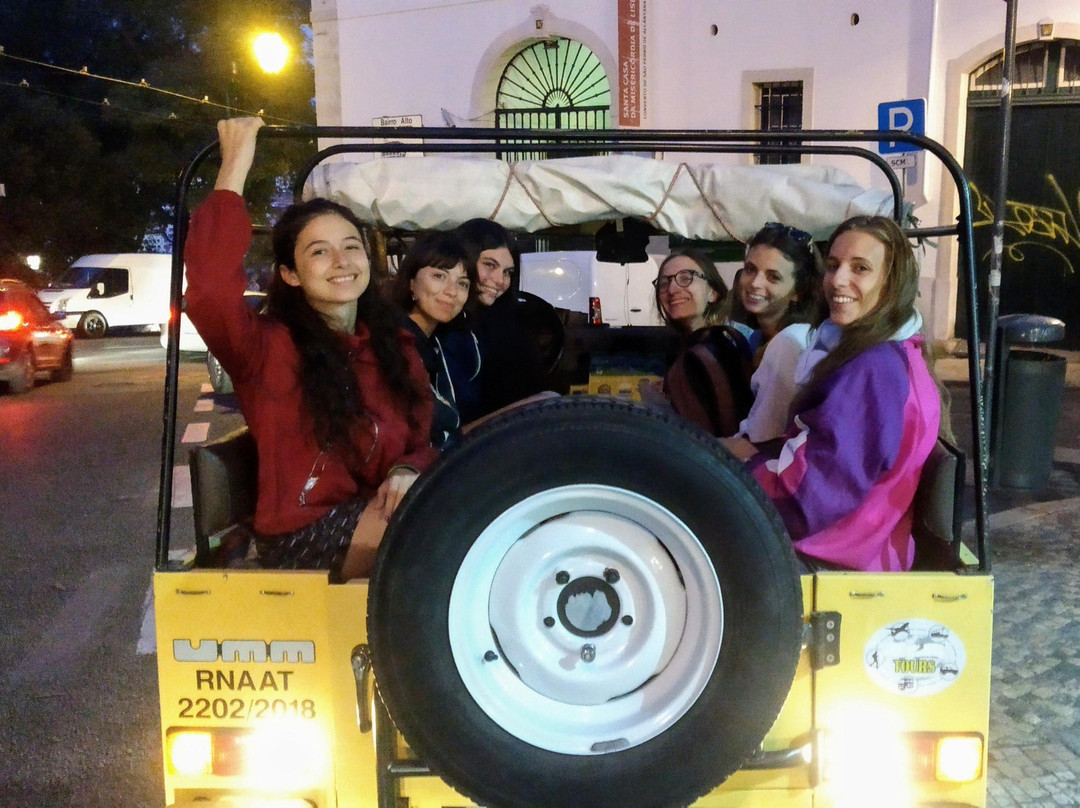 Photo Safari Jeep Tour景点图片