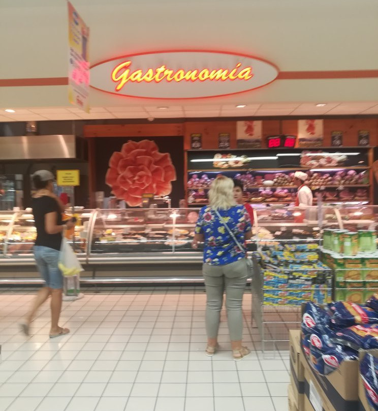 Laguna Shopping-耶索洛必去景点