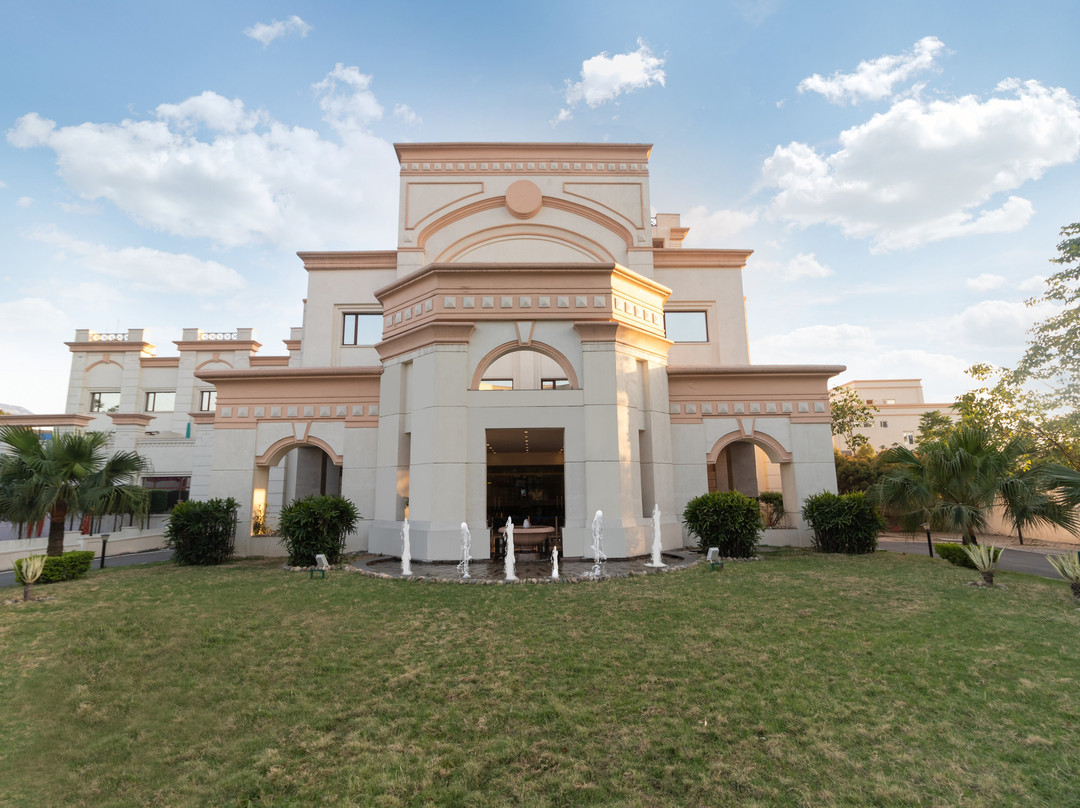 The Competent Palace Hotel主图