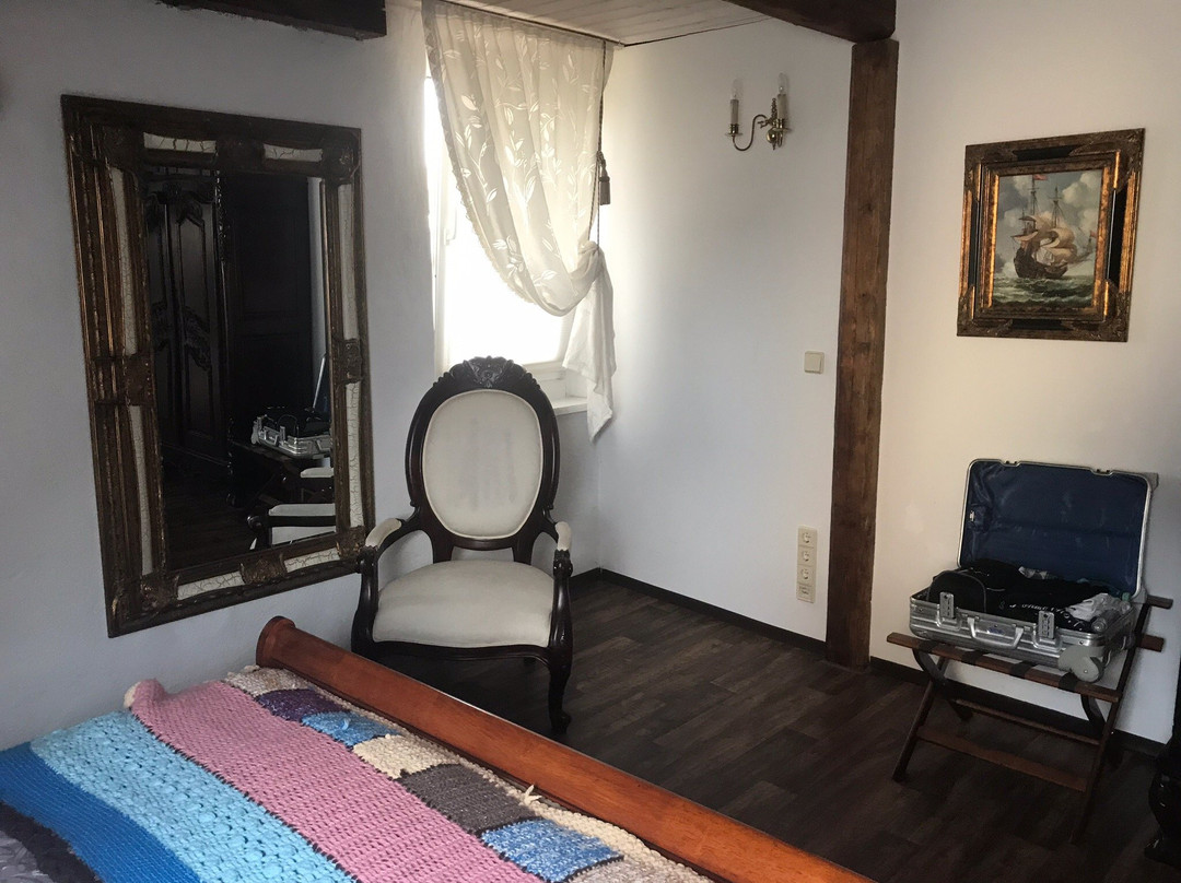Eppendorf酒店住宿-Marchenpension Rotkappchen und der Wolf