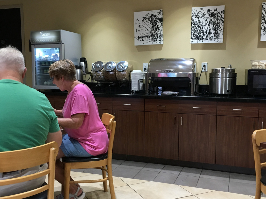 Sleep Inn & Suites Indoor Waterpark主图