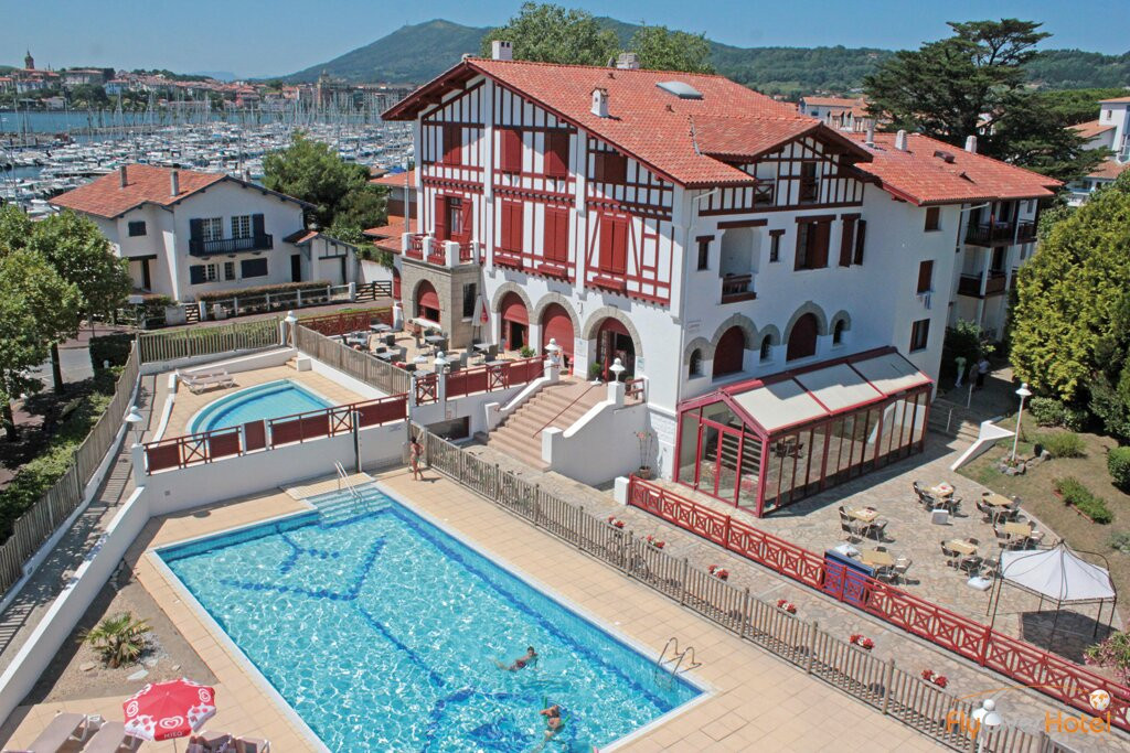 Hôtel & Résidence Orhoïtza