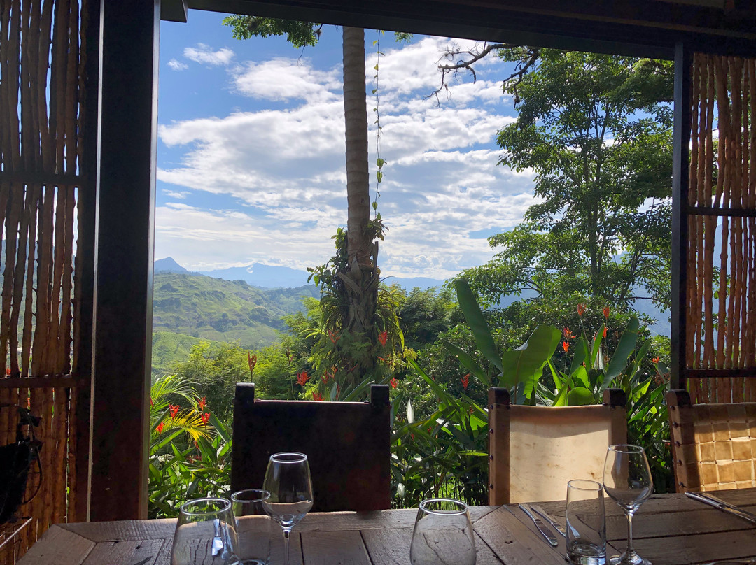 Hacienda La Sierra主图