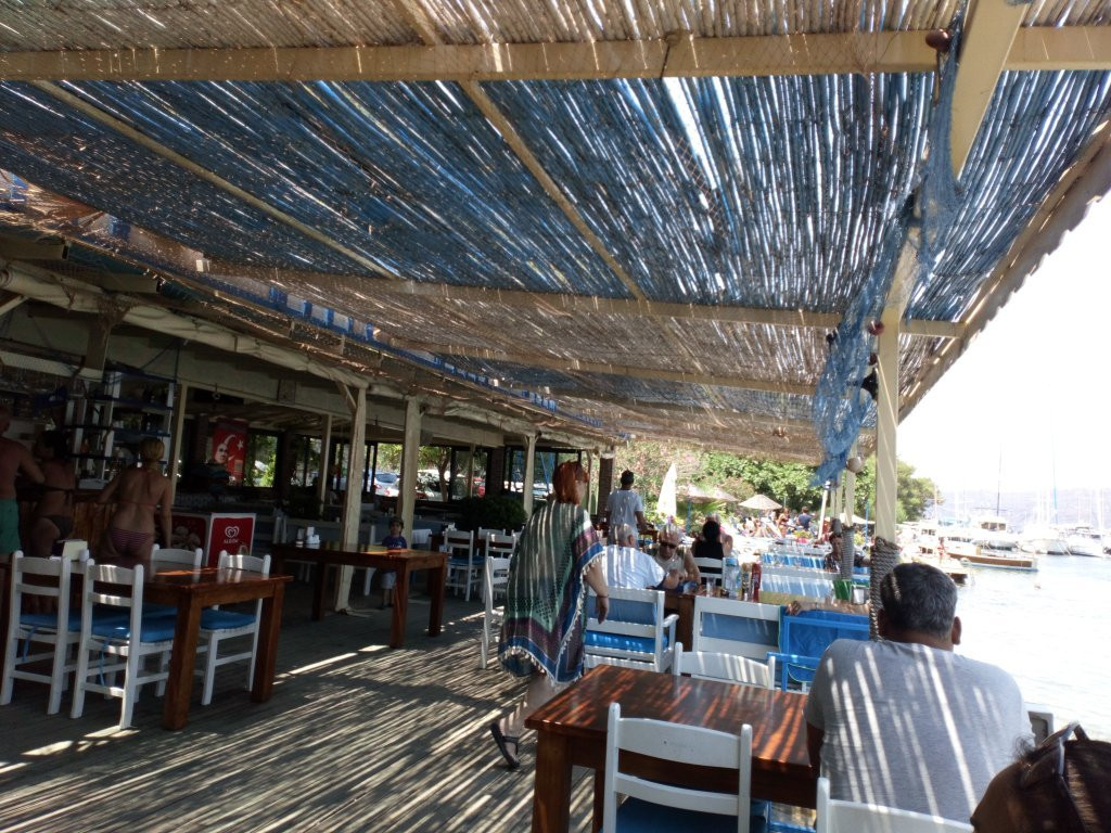 Zakkum restaurant bungalows主图
