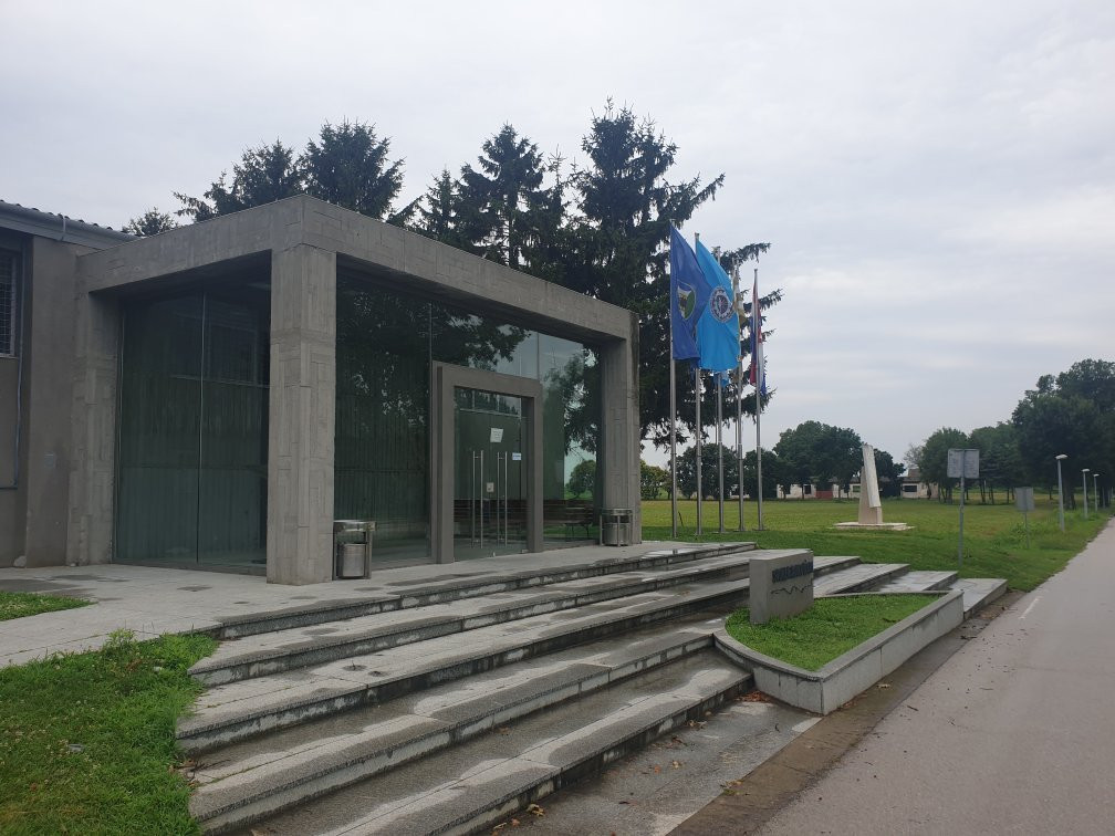 Ovcara Memorial Center-武科瓦尔必去景点