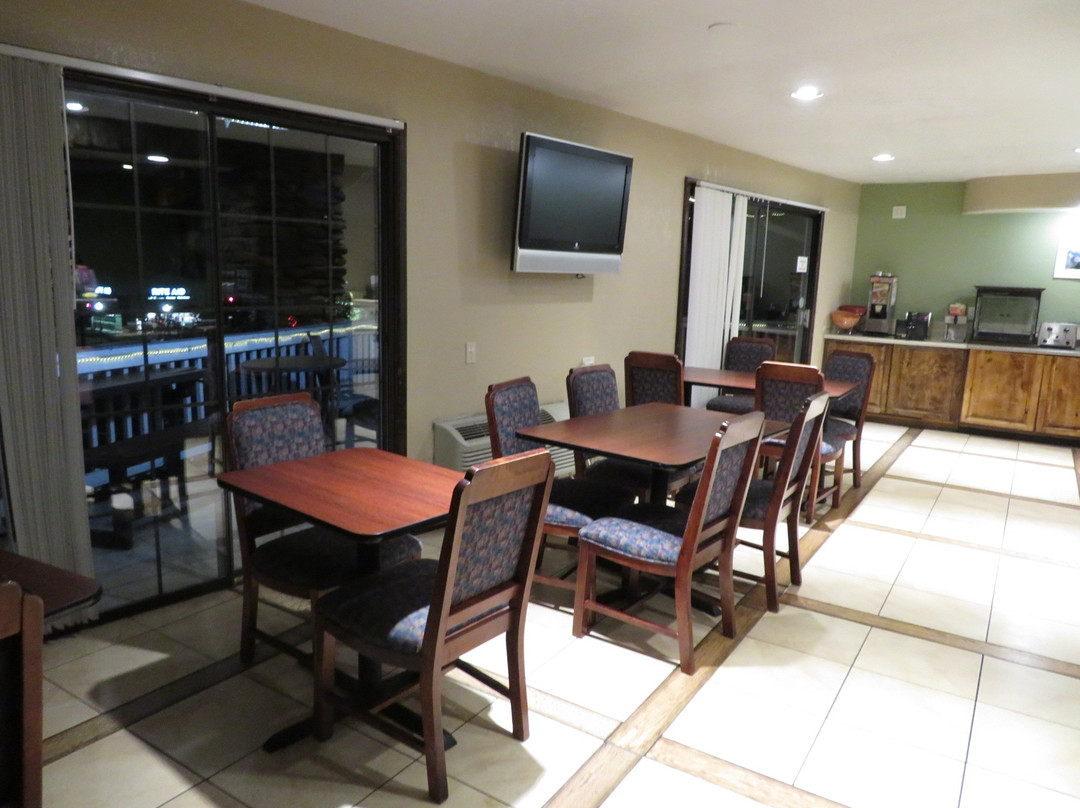 约塞米蒂奥克赫斯特小木屋主图