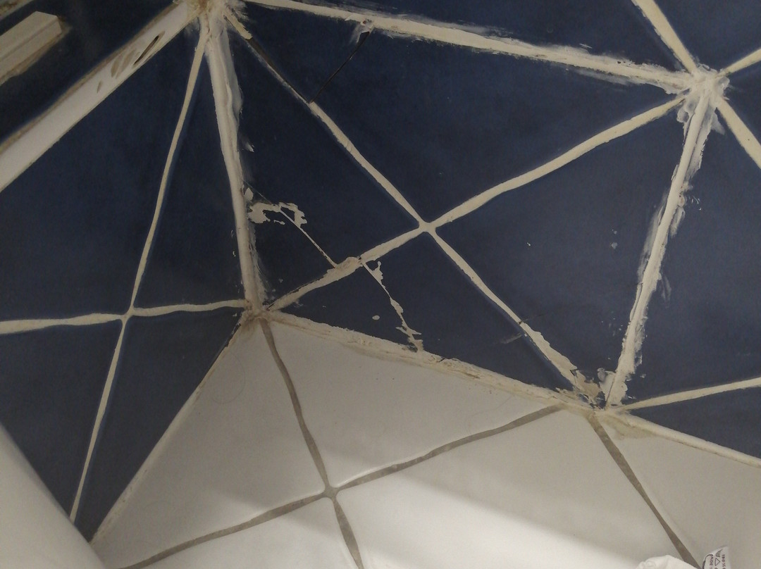 克洛斯杜拉克酒店主图