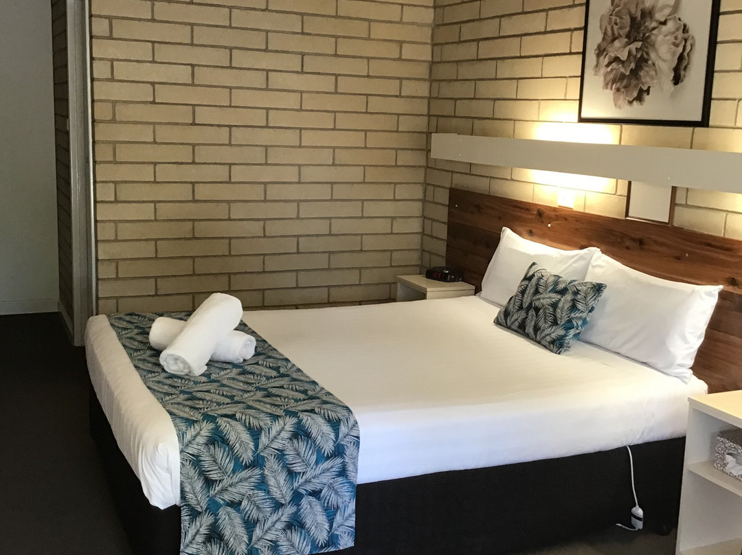 第七街汽车旅馆主图