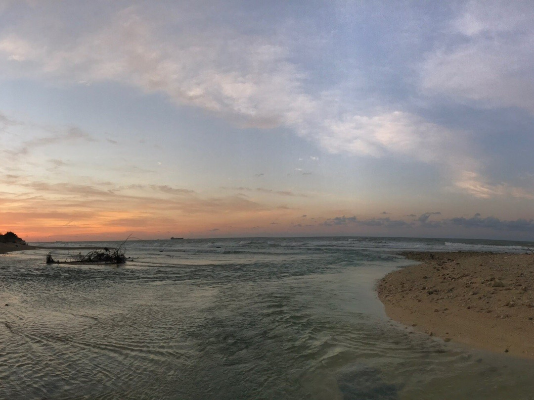 Remen White Sand Beach-Tuban必去景点