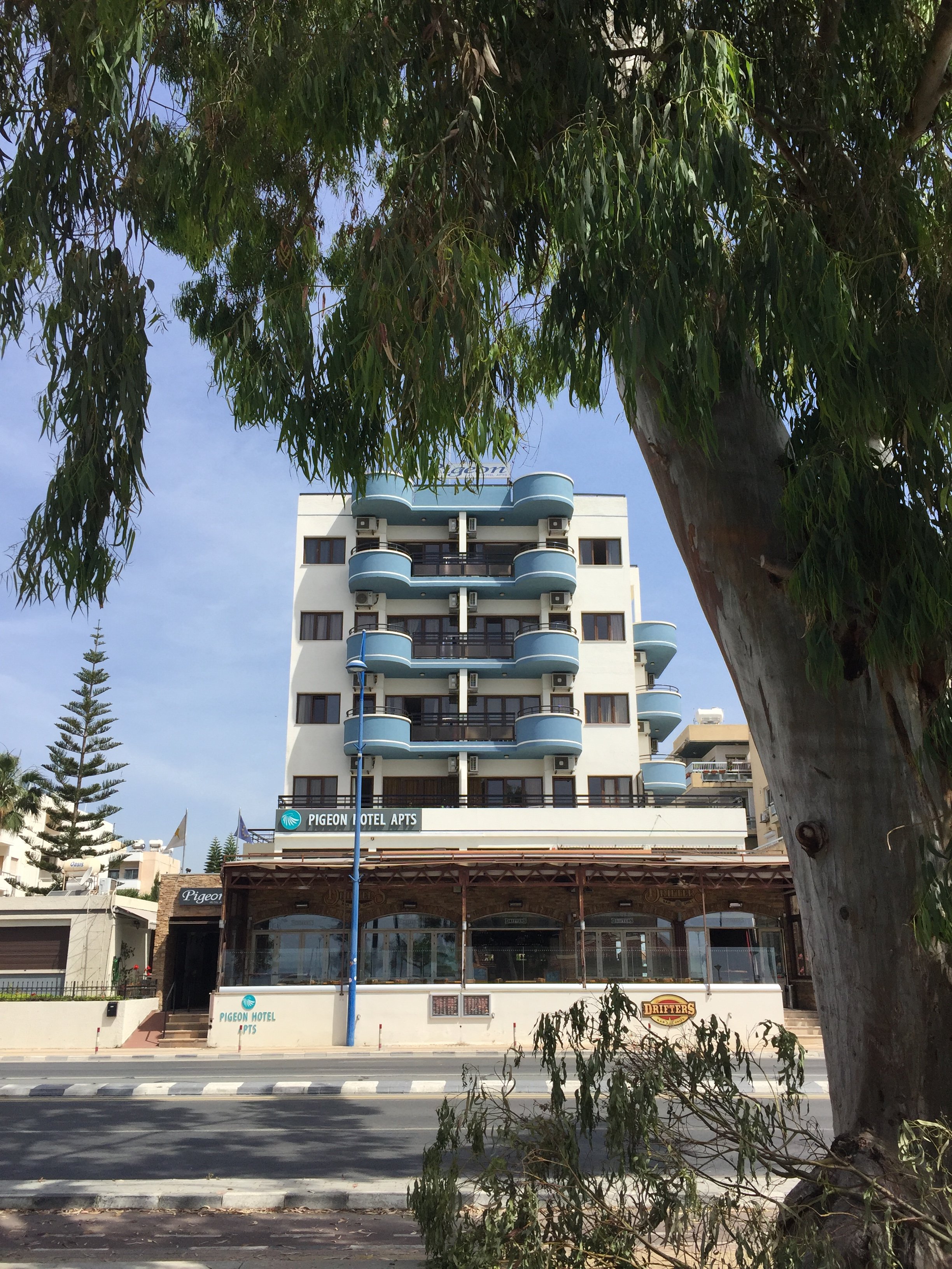 Pigeon Beach Hotel Apartments-官方