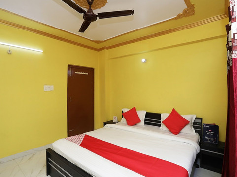 OYO 23463 Ar Square主图