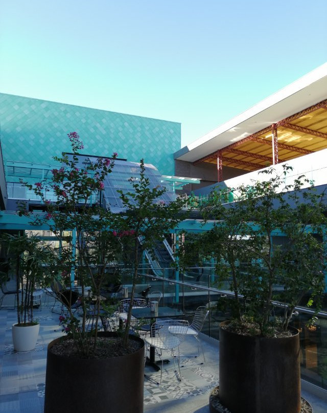 Patio Design LifeStyle Center景点图片