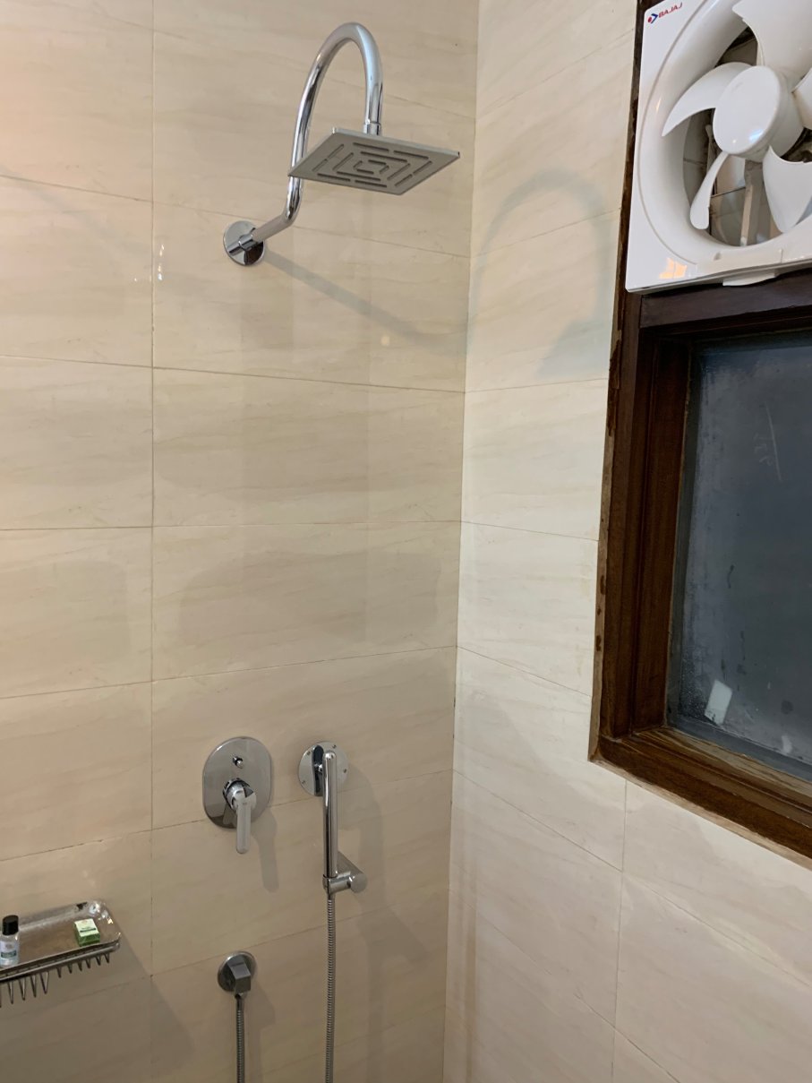 布达马尔城堡酒店-浴室